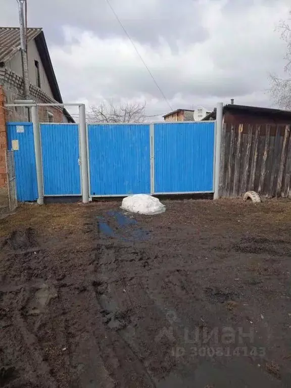 Дом в Курганская область, Сафакулевский муниципальный округ, с. ... - Фото 1