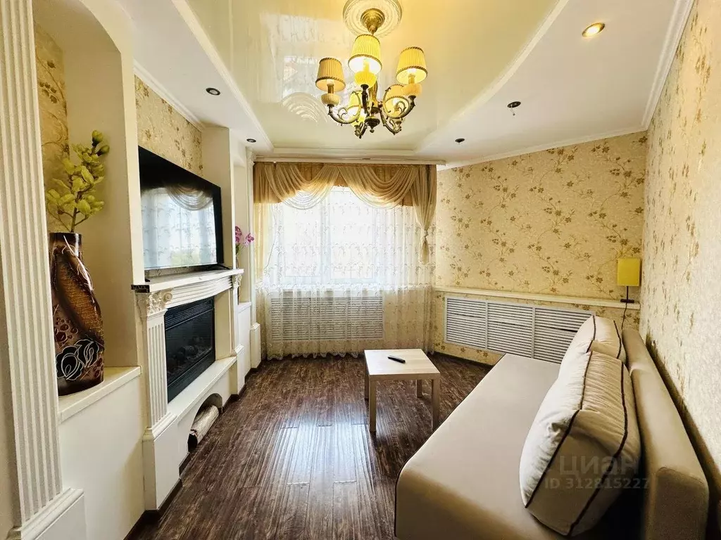 3-к кв. Брянская область, Брянск Красноармейская ул., 100 (75.0 м) - Фото 1