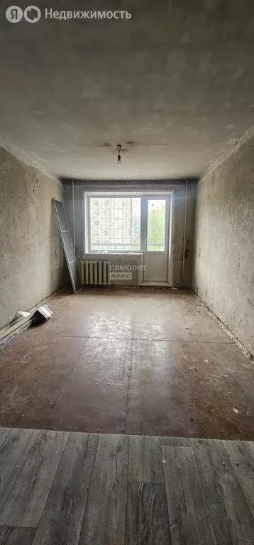 3-комнатная квартира: Комсомольск-на-Амуре, Вокзальная улица, 64 (61 ... - Фото 1