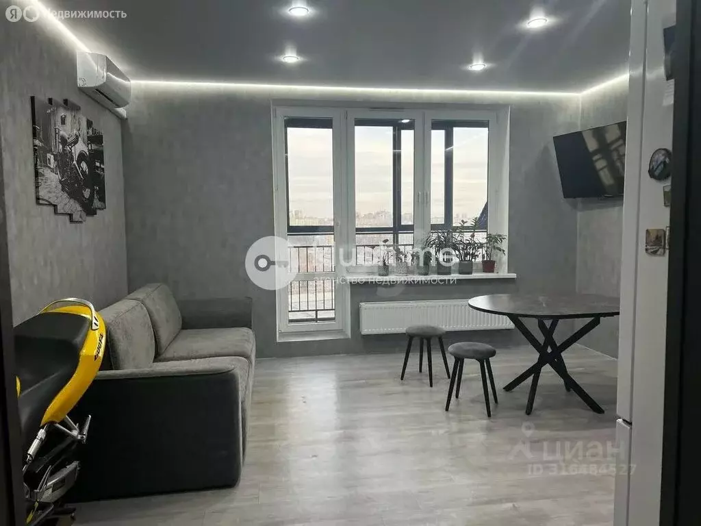 Квартира-студия: Казань, улица Родины, 26Е (32 м) - Фото 0