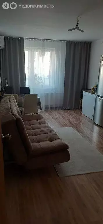 3-комнатная квартира: Геленджик, улица Маршала Жукова, 1к6 (89.9 м) - Фото 0