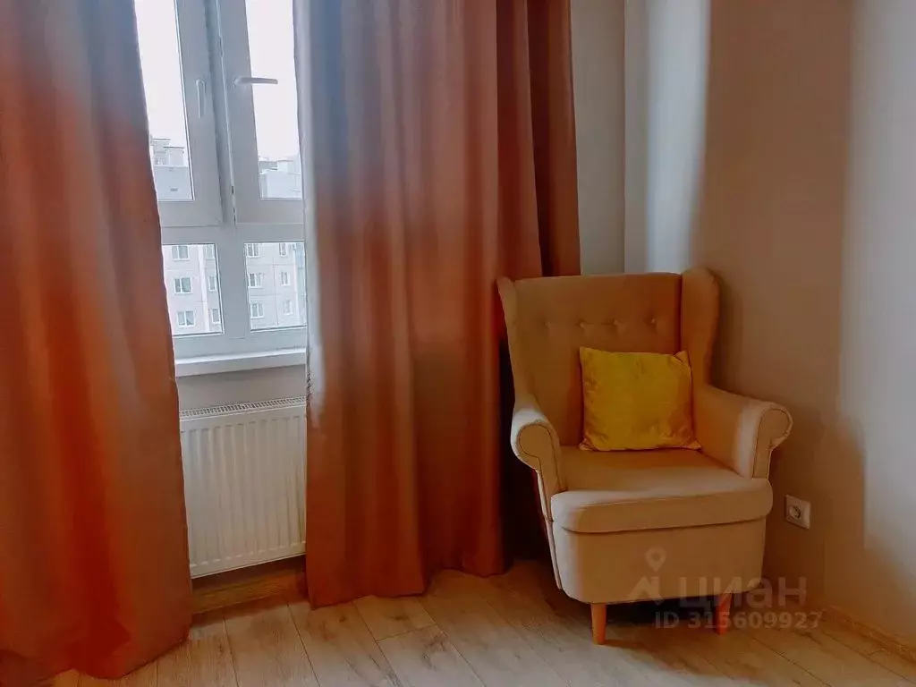 1-к кв. Ленинградская область, Гатчина Пушкинское ш., 1 (43.0 м) - Фото 1