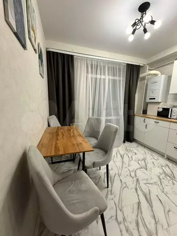 3-к. квартира, 80 м, 9/10 эт. - Фото 0