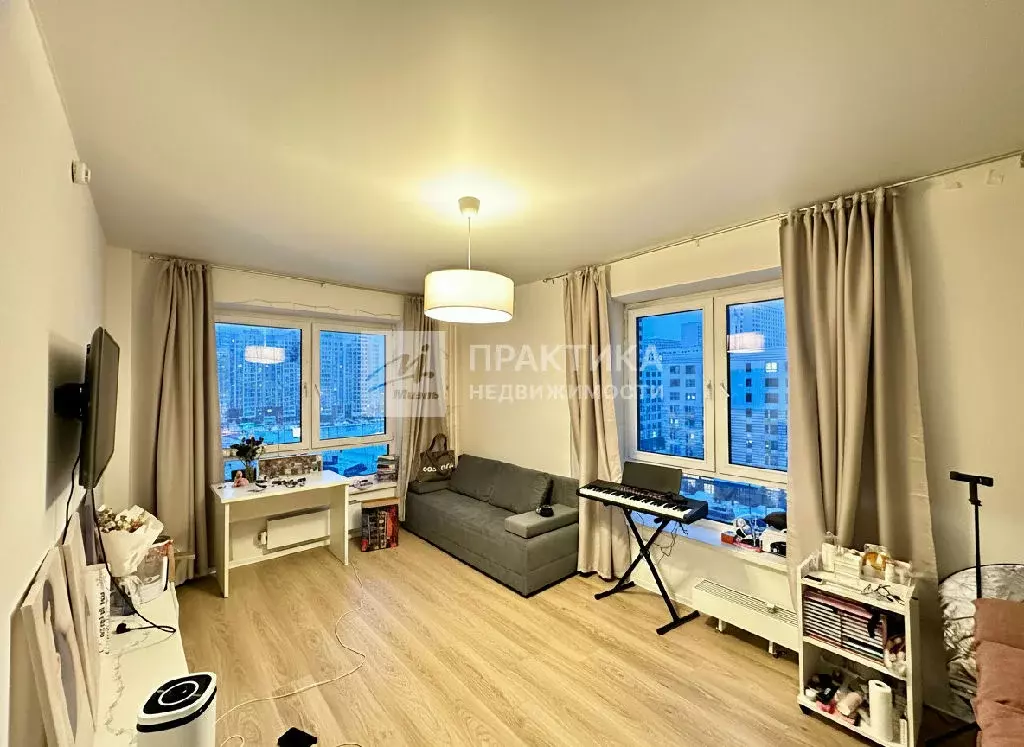 Продается 3-комнатная квартира - Фото 1