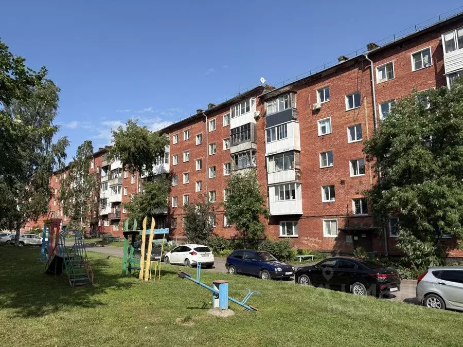 2-к кв. Кемеровская область, Кемерово просп. Шахтеров, 41 (43.6 м) - Фото 0