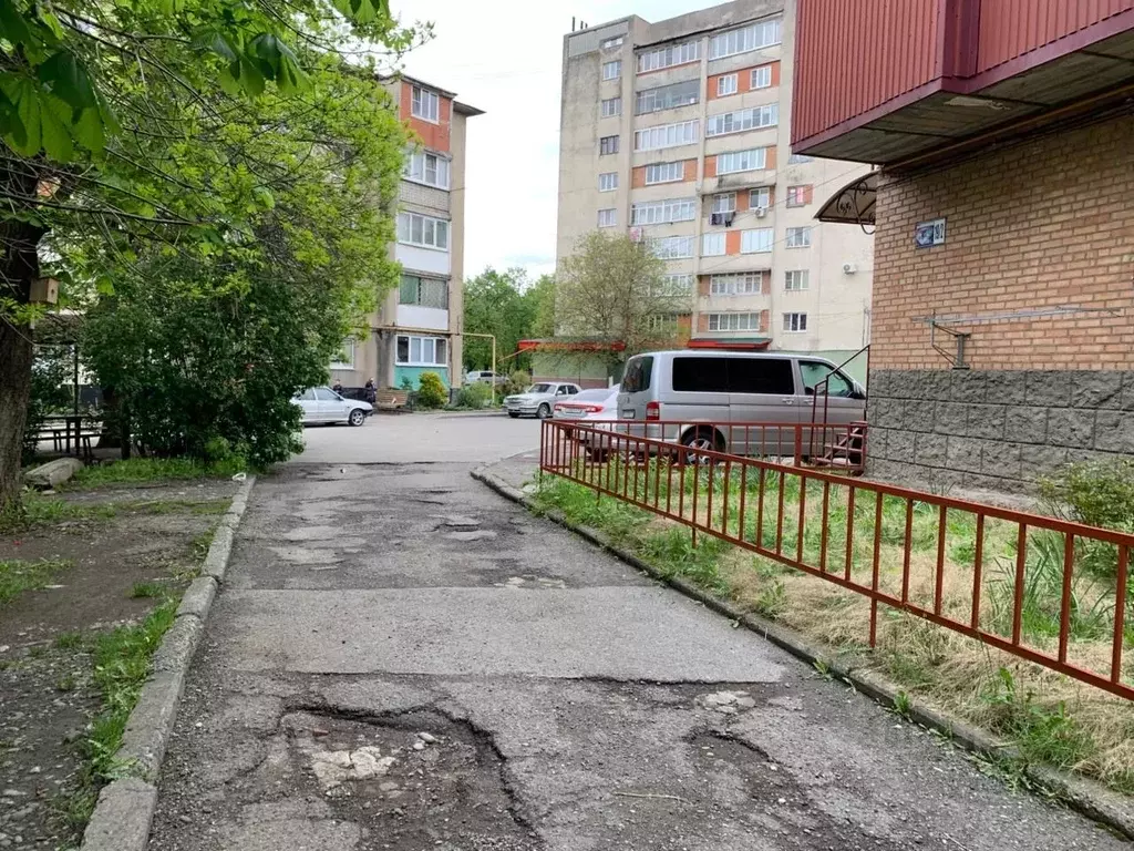 2-к кв. Северная Осетия, Владикавказ Московская ул., 19/2 (47.7 м) - Фото 1