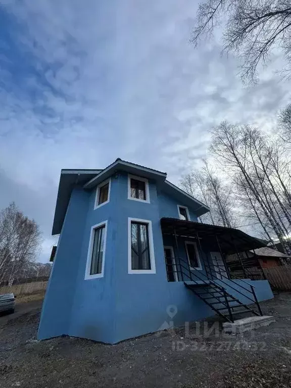 Дом в Алтай, Чемальский район, с. Чемал ул. Благодатная, 24 (240 м) - Фото 1