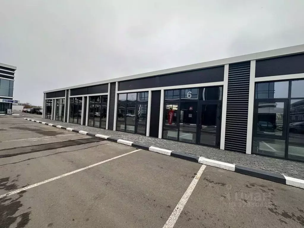 Помещение свободного назначения в Татарстан, Набережные Челны ул. 40 ... - Фото 1