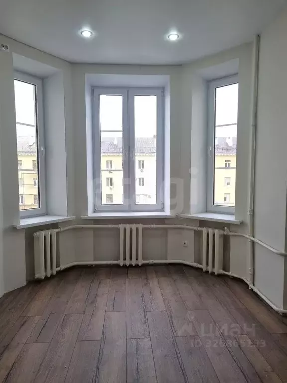 1-к кв. Волгоградская область, Волгоград ул. Дзержинского, 15 (35.9 м) - Фото 1