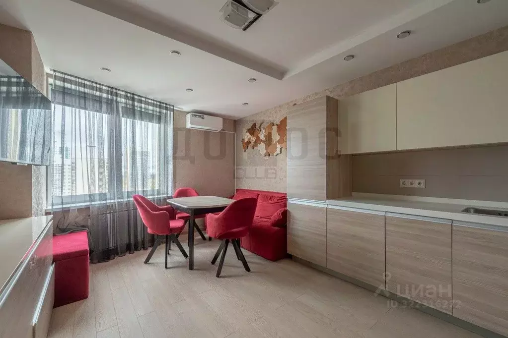 2-к кв. Свердловская область, Екатеринбург ул. Рощинская, 41 (60.0 м) - Фото 2