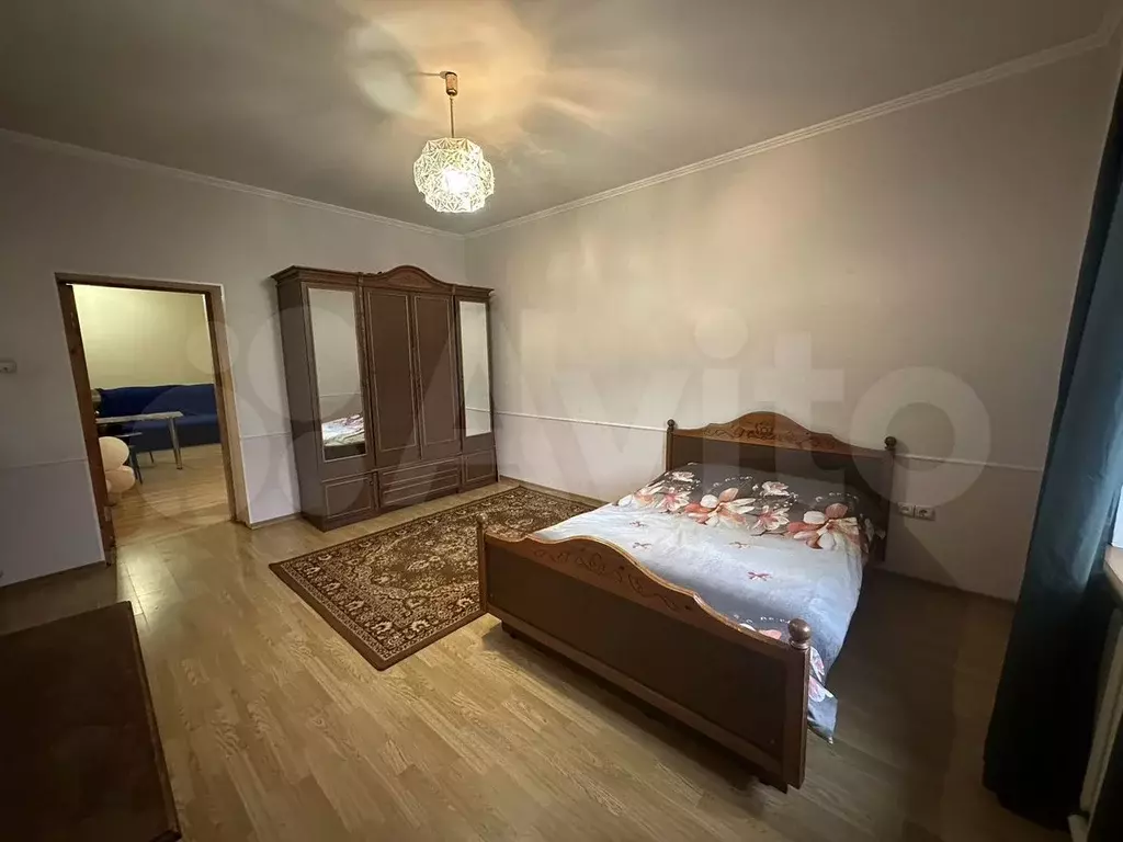 3-к. квартира, 80 м, 1/2 эт. - Фото 0