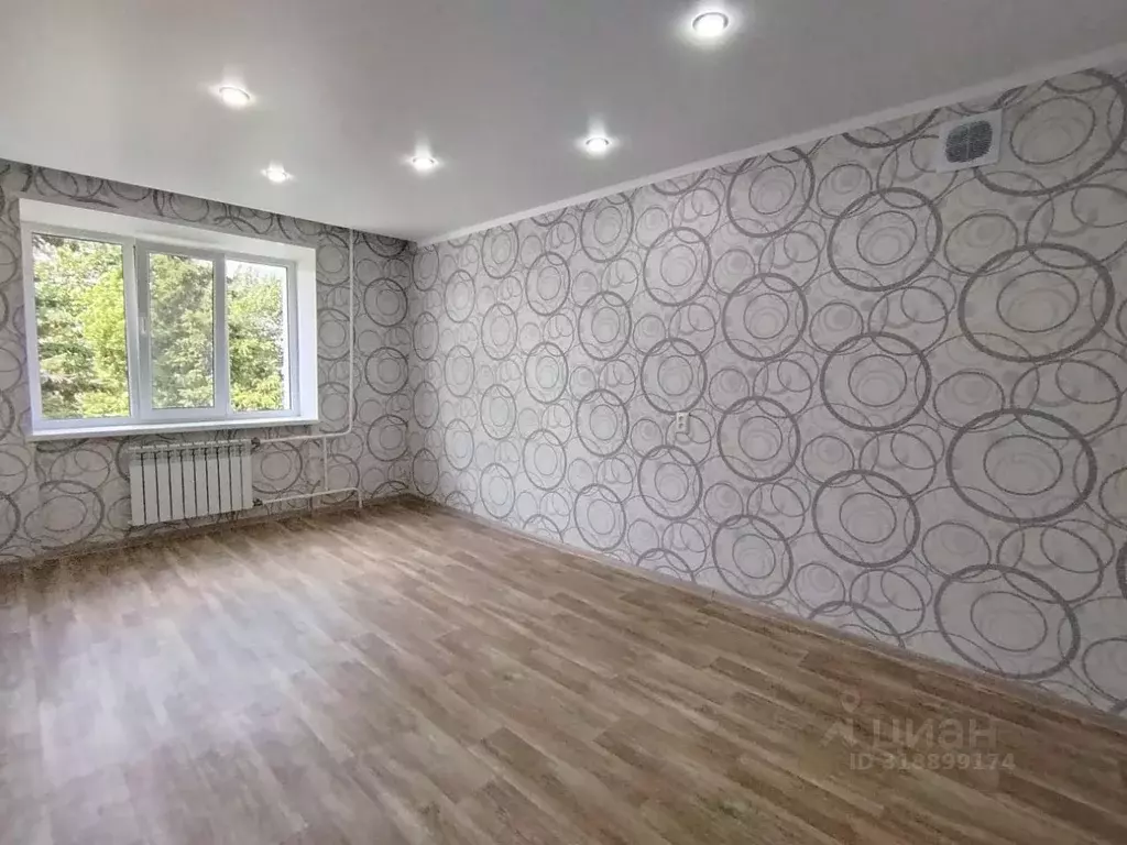 Комната Белгородская область, Губкин ул. Чайковского, 17 (18.0 м) - Фото 0