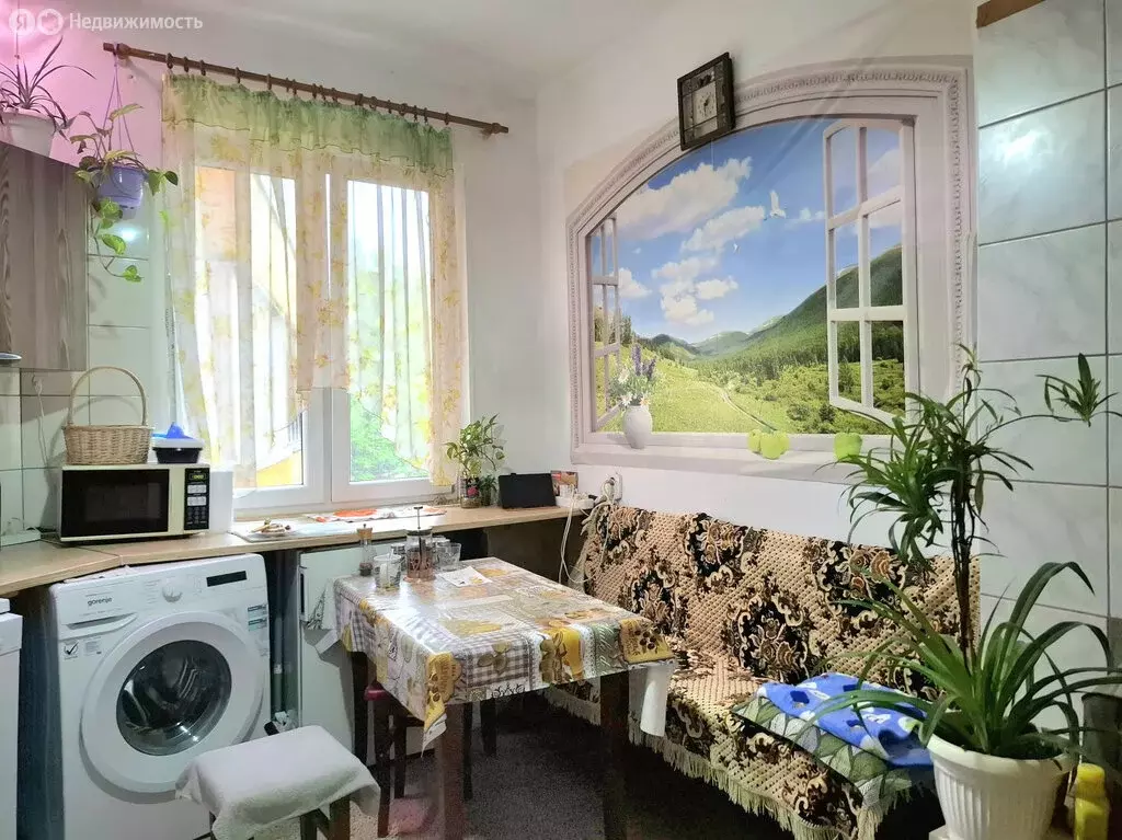 3-комнатная квартира: Калининград, улица Георгия Димитрова, 3 (97 м) - Фото 0