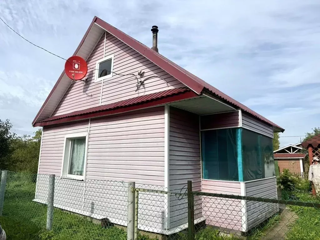 Дом в Ленинградская область, Тихвинское городское поселение, Лесное ... - Фото 1