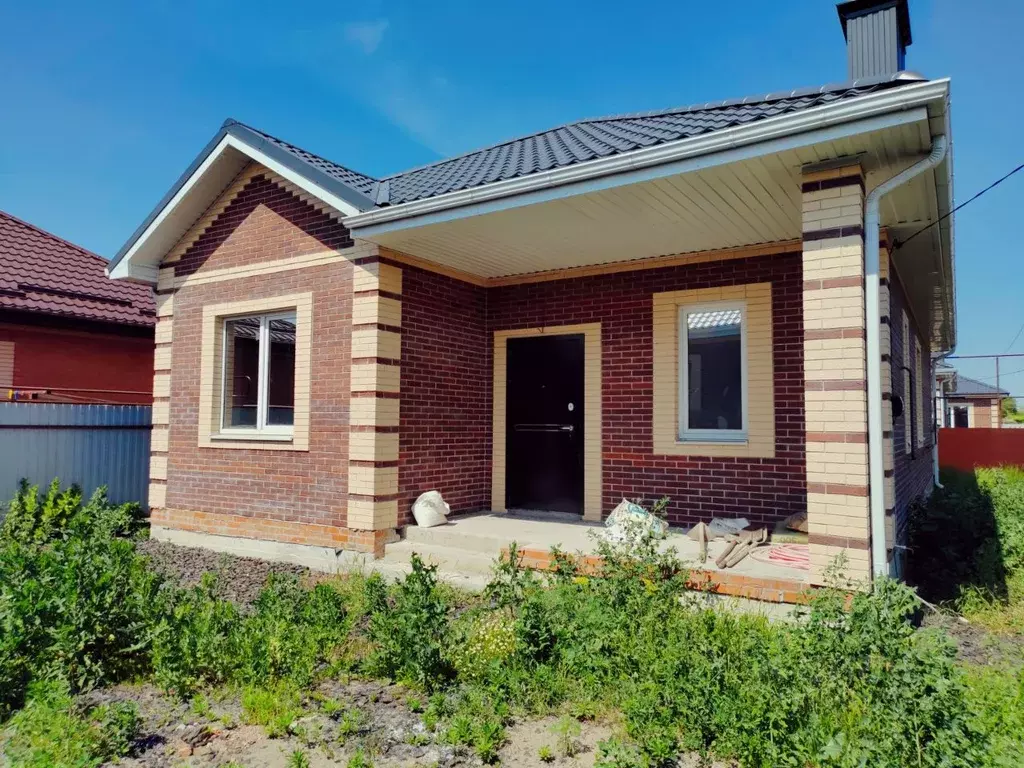 Дом в Ростовская область, Батайск Ставропольская ул., 17А (100 м) - Фото 0