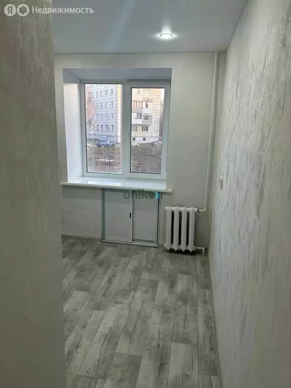 1-комнатная квартира: Октябрьский, улица Луначарского, 6 (30.4 м) - Фото 0