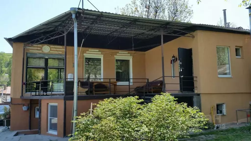 Дом в Ставропольский край, Кисловодск Резервуарная ул., 4 (65 м) - Фото 1