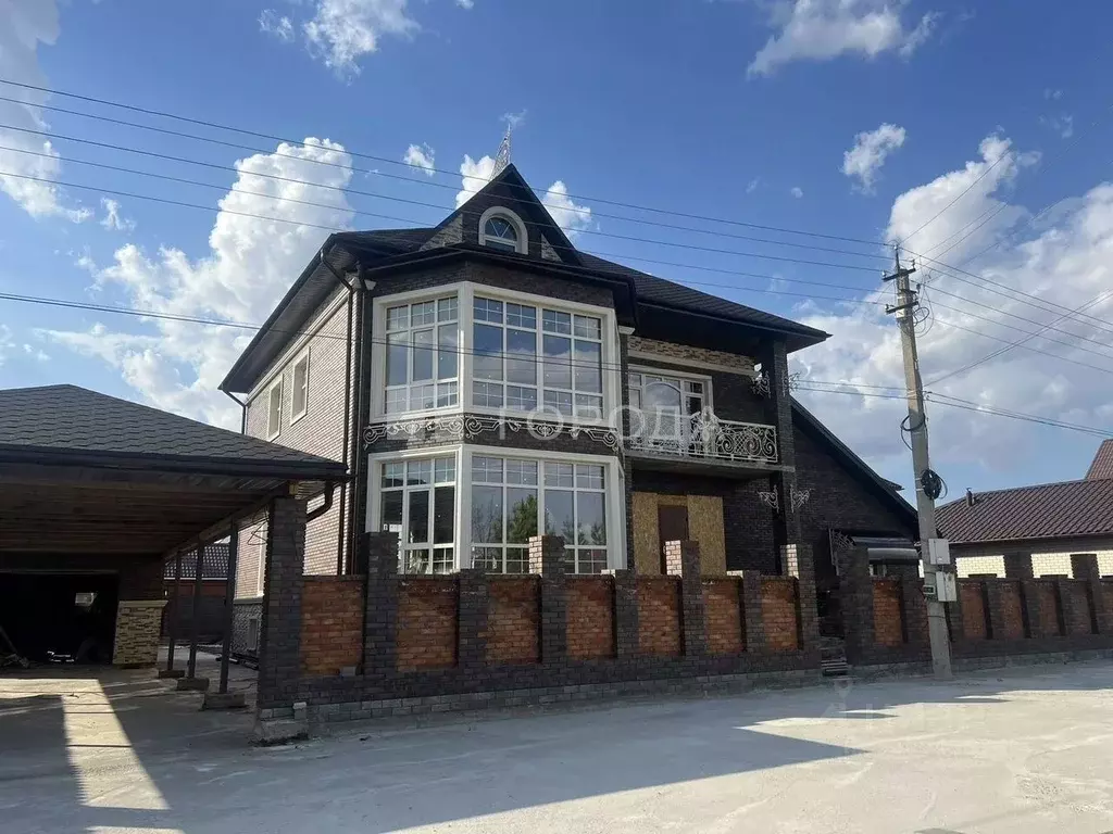 Дом в Алтайский край, Барнаул Сапфирная ул., 82 (429 м) - Фото 1