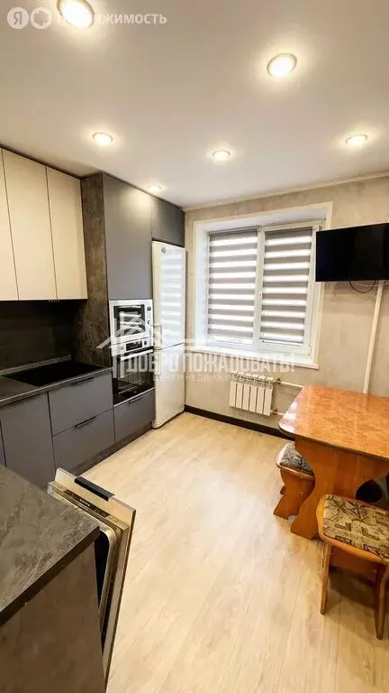 3-комнатная квартира: Черногорск, улица Калинина, 6 (65.7 м) - Фото 2