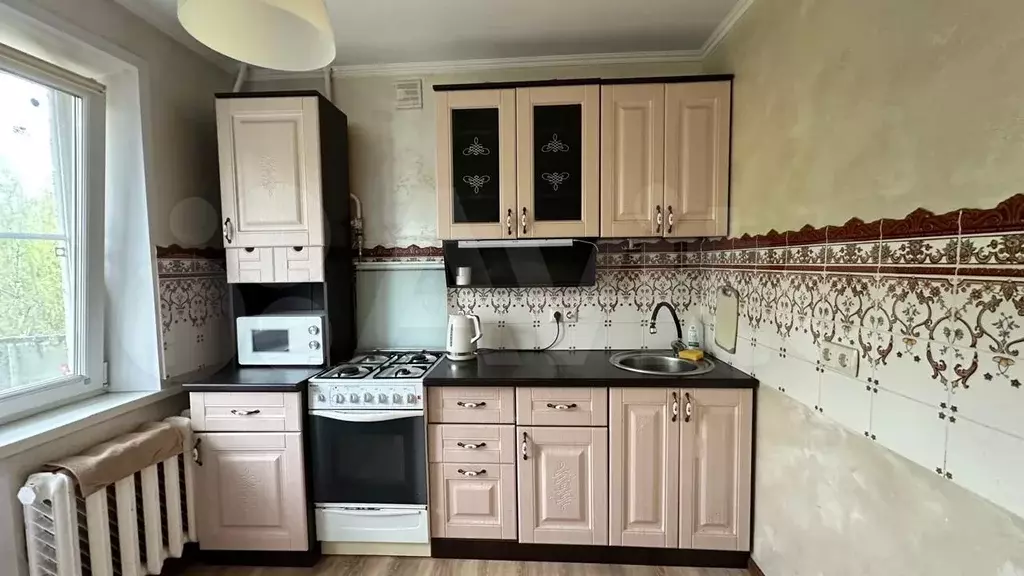 1-к. квартира, 32 м, 5/9 эт. - Фото 0