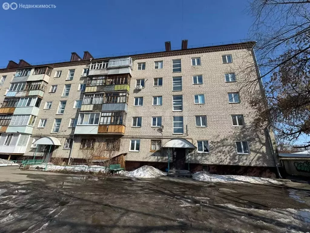 3-комнатная квартира: Шадринск, улица Урицкого, 47 (58.4 м) - Фото 1