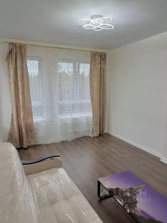 3-к кв. Москва, Москва, Московский г. ул. Никитина, 3к3 (85.1 м) - Фото 2