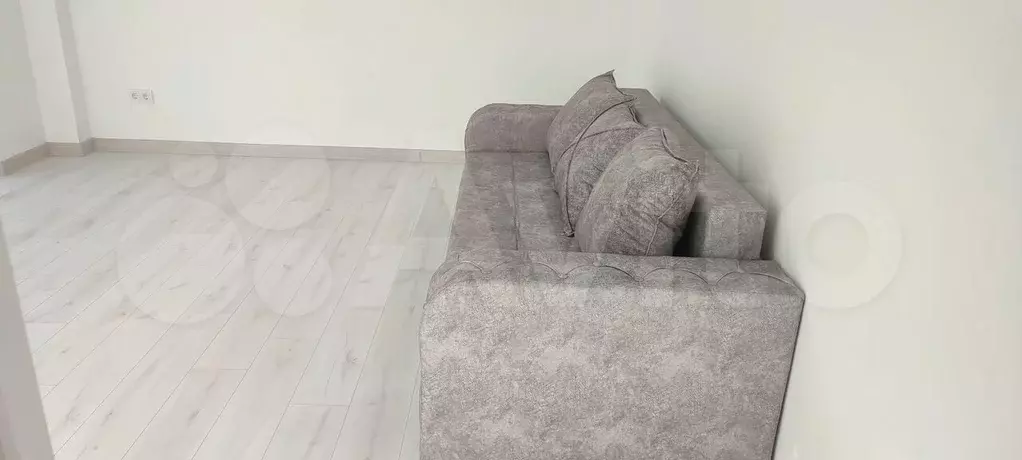 2-к. квартира, 60 м, 4/9 эт. - Фото 0