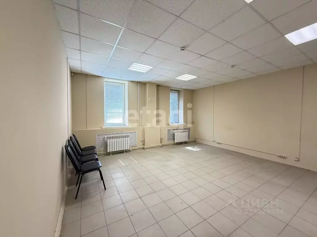 Помещение свободного назначения в Калужская область, Калуга ш. ... - Фото 2