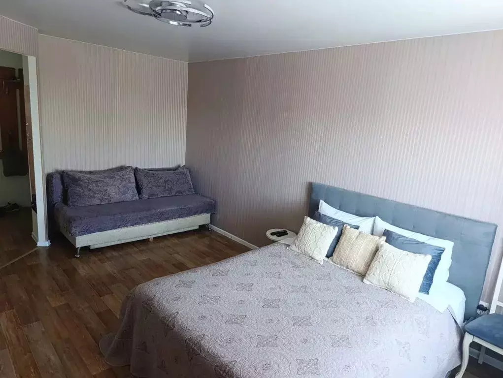 1-к кв. Волгоградская область, Волгоград ул. Балакирева, 2 (50.0 м) - Фото 1