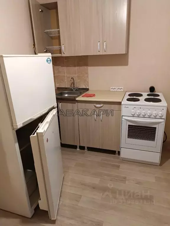 1-к кв. Красноярский край, Красноярск ул. 40 лет Победы, 37А (30.0 м) - Фото 0
