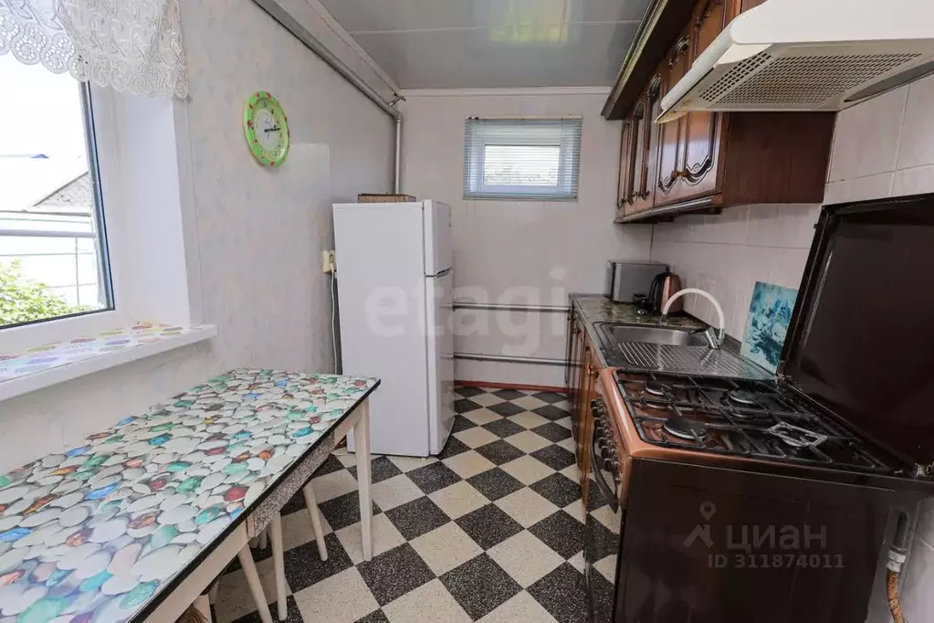 Дом в Оренбургская область, Оренбург Внутриквартальный пер., 7 (627 м) - Фото 1