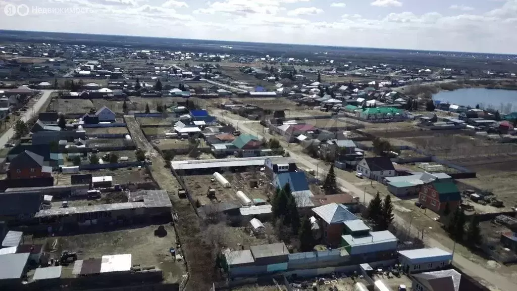 Участок в Тюменский район, Чикчинское муниципальное образование (8 м) - Фото 0