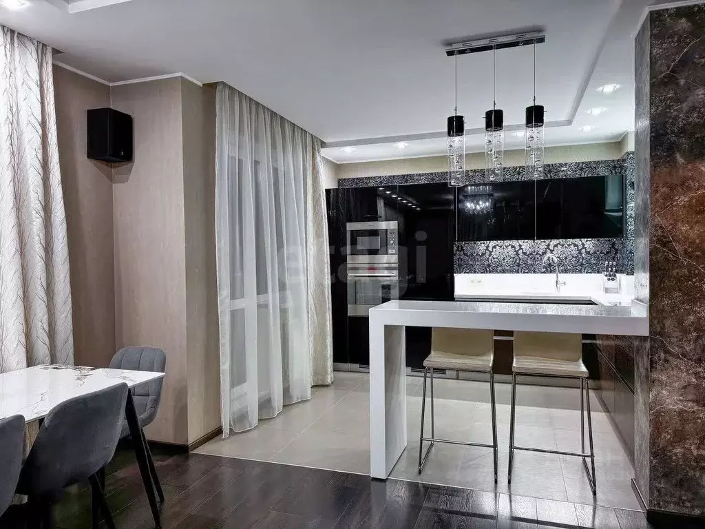 3-к кв. Новосибирская область, Новосибирск ул. Фрунзе, 234 (90.9 м) - Фото 2