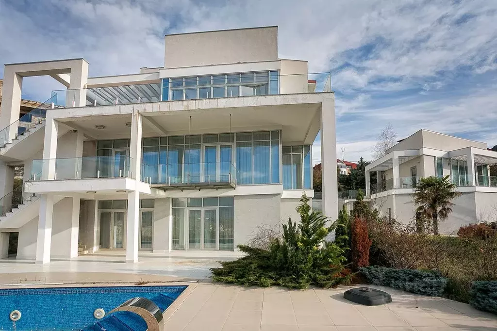 Дом в Крым, Ялта муниципальный округ, Гурзуф пгт ул. Дачная, 45 (447 ... - Фото 1