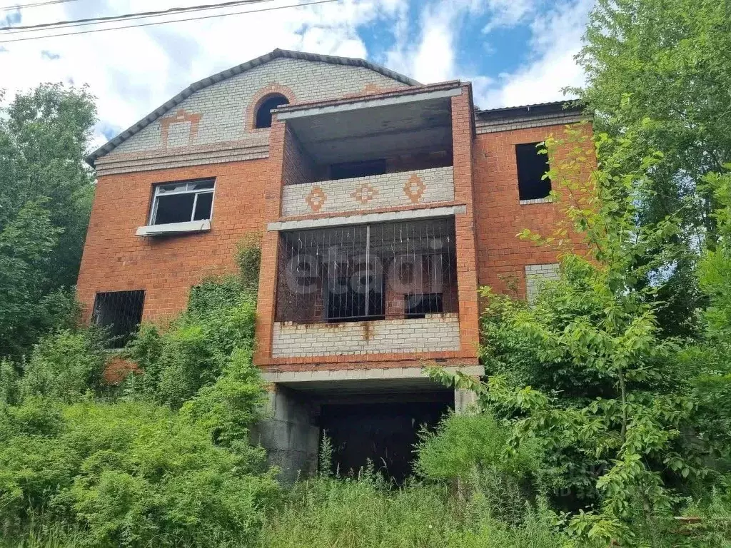 Дом в Приморский край, Артем ул. Арсеньева, 54 (400 м) - Фото 0