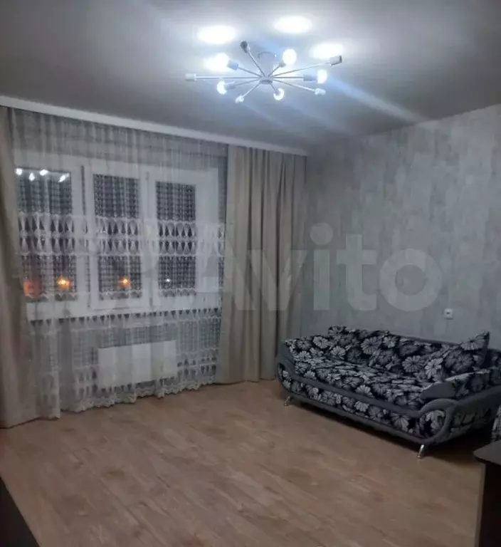 1-к. квартира, 60 м, 6/10 эт. - Фото 0