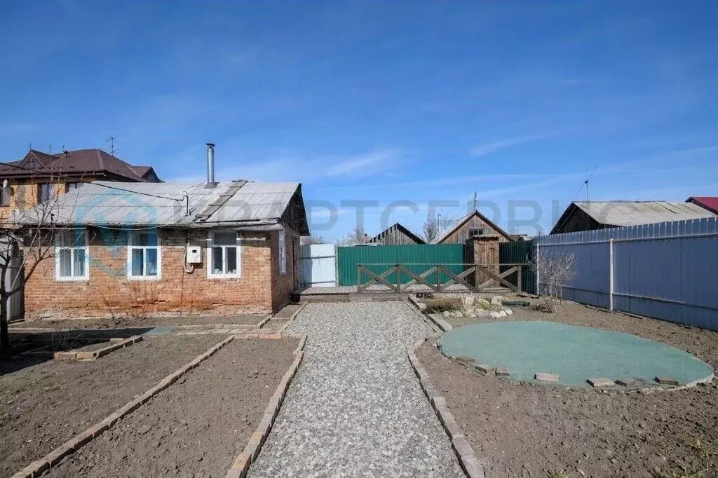 Дом в Омская область, Омск ул. Арнольда Нейбута, 105 (23 м) - Фото 1