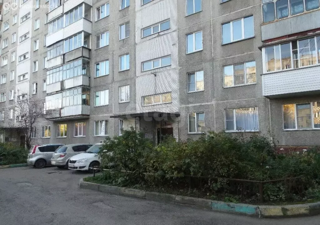 3-комнатная квартира: Новосибирск, улица Петухова, 120 (60.3 м) - Фото 2