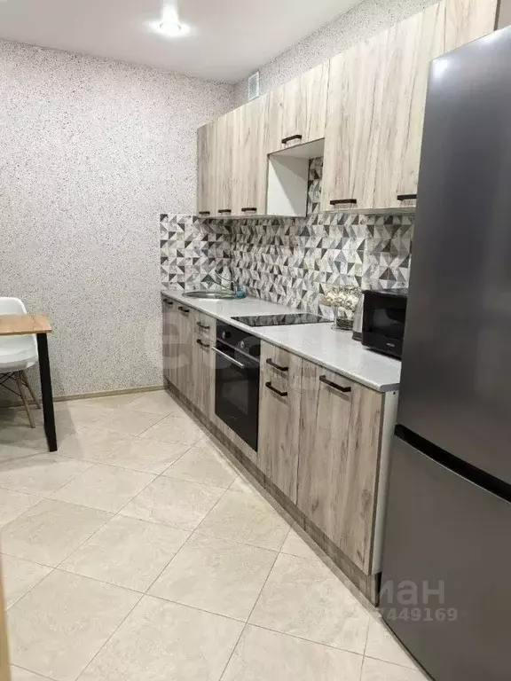 1-к кв. Тюменская область, Тюмень ул. Александра Митинского, 6 (40.9 ... - Фото 1