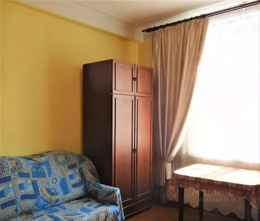 Комната Саратовская область, Саратов ул. Имени А.Н. Радищева, 64 (18.0 ... - Фото 1
