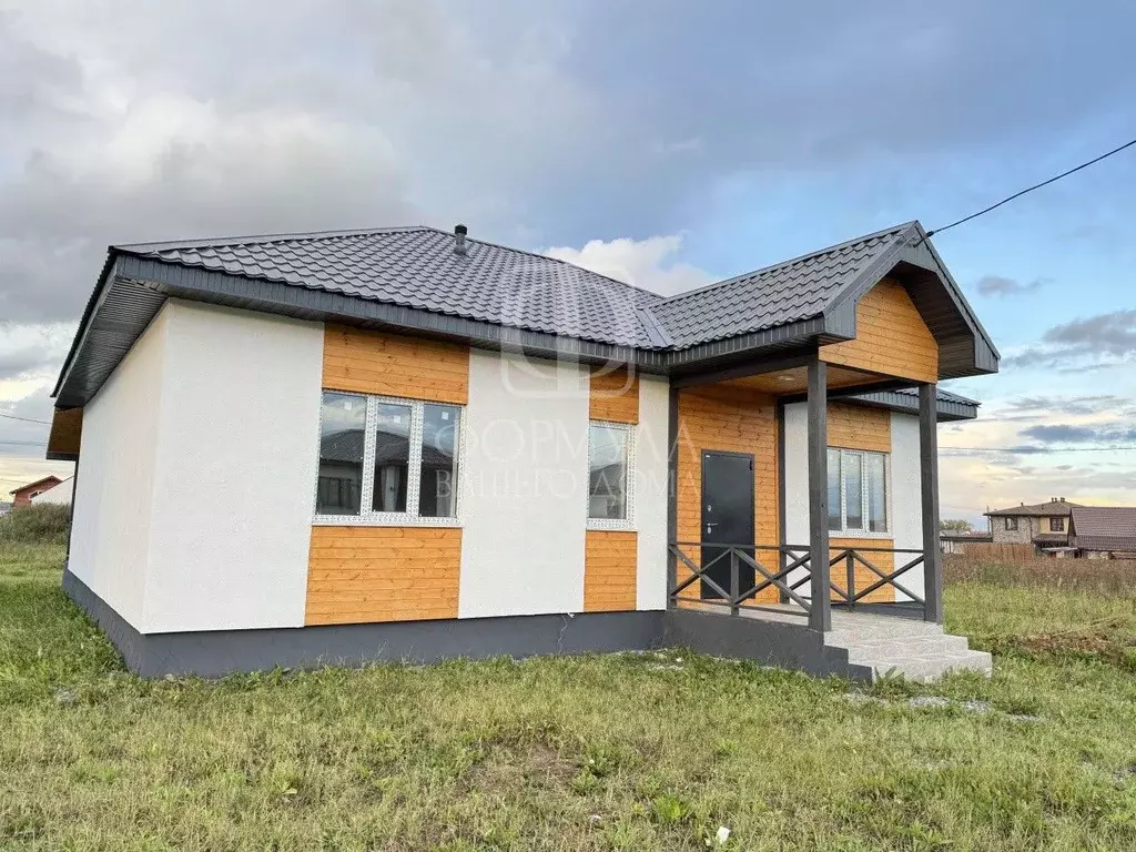 Дом в Свердловская область, Белоярский муниципальный округ, пос. ... - Фото 1