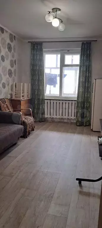 Комната 12,2 м в 4-к., 1/9 эт. - Фото 1