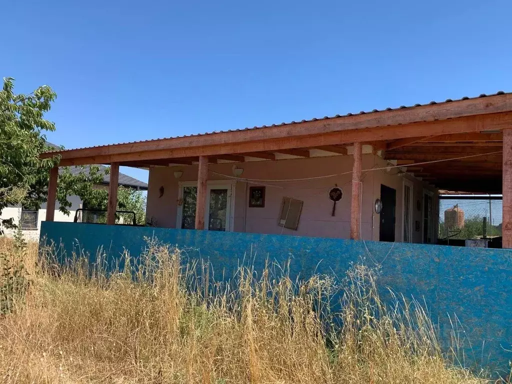 Дом в Крым, Бахчисарайский район, Ароматненское с/пос, с. Маловидное  ... - Фото 0