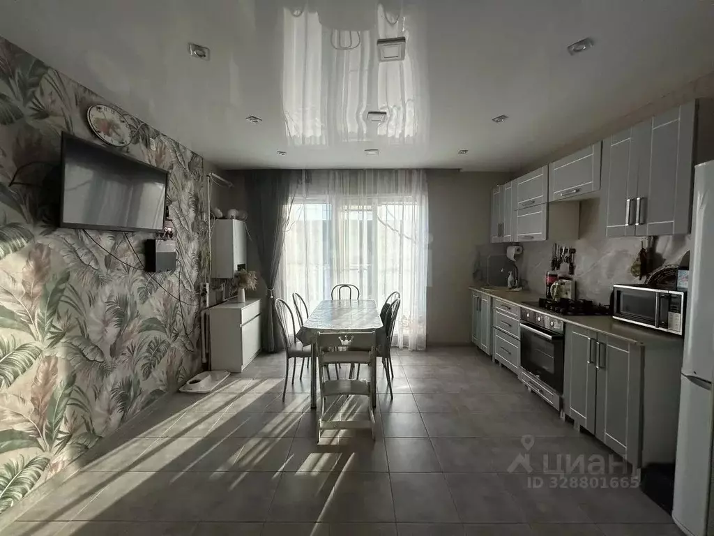 4-к кв. Пермский край, пос. Куеда ул. Уральская, 26 (78.3 м) - Фото 1