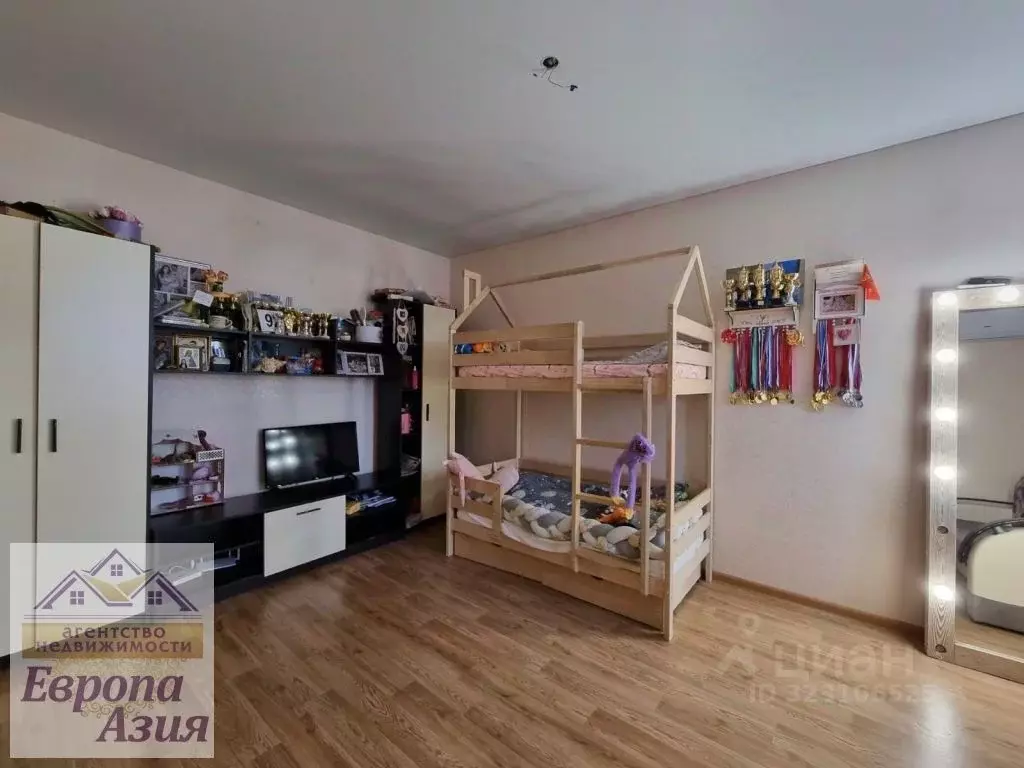 1-к кв. Оренбургская область, Оренбург Уральская ул., 2/18 (36.0 м) - Фото 2