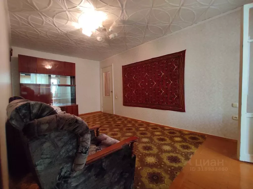 3-к кв. Северная Осетия, Моздок пл. 50 лет Октября, 46 (59.7 м) - Фото 0