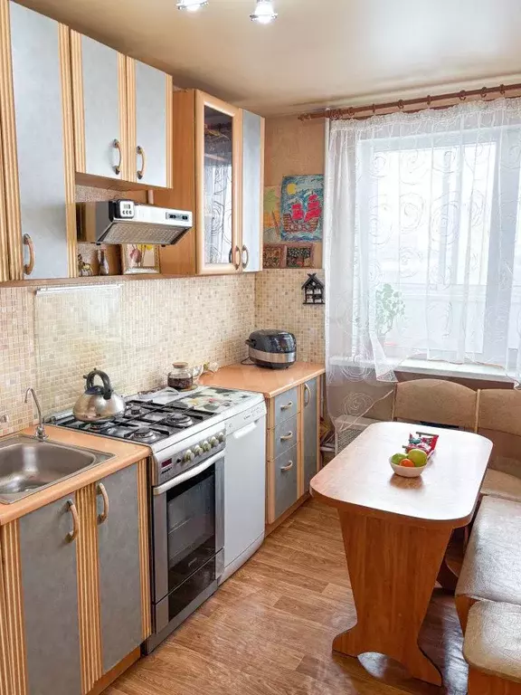 2-к. квартира, 48 м, 8/9 эт. - Фото 0
