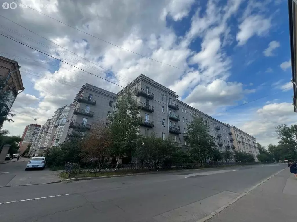3-комнатная квартира: Санкт-Петербург, проспект Елизарова, 1 (79.9 м) - Фото 1