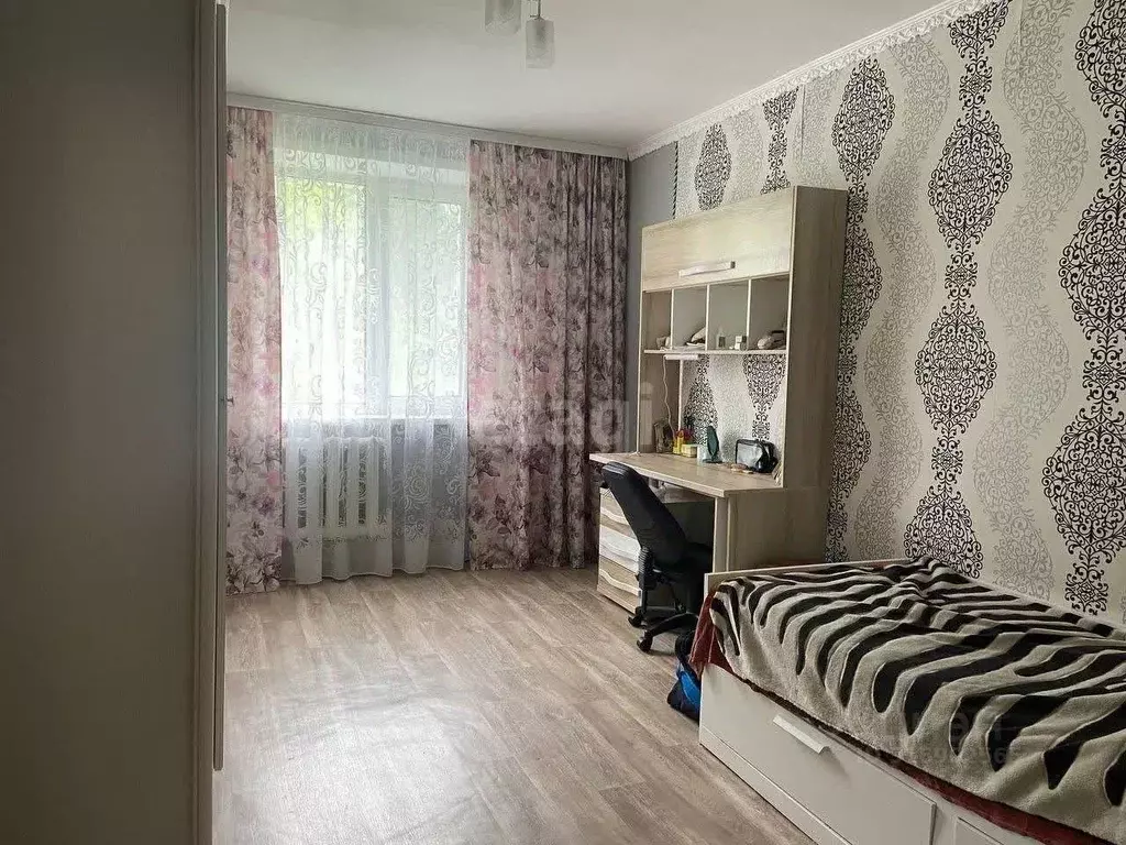 4-к кв. Белгородская область, Новый Оскол Ливенская ул., 140 (87.7 м) - Фото 0
