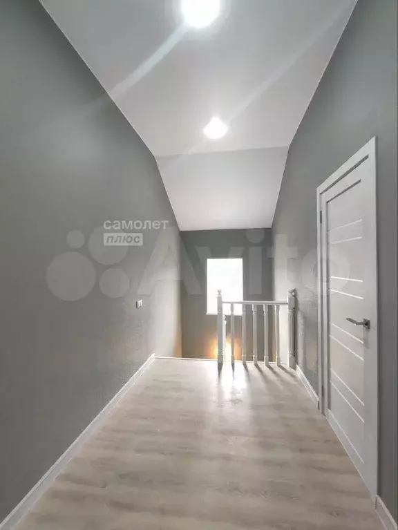 Дом 140 м на участке 8,5 сот. - Фото 1